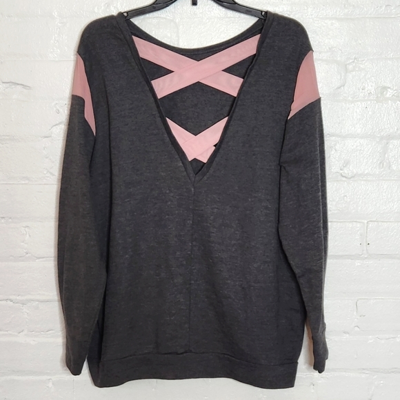 Pro Player Mesh & Criss-cross Detail Sweatshirt - Picture 4 of 6